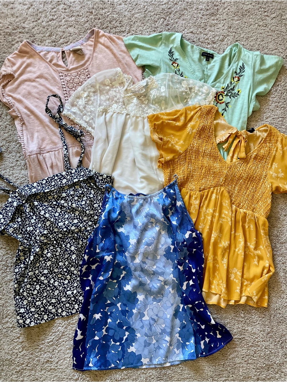 Bundle of 6 Plus Women’s Summer Tops 1x-2x